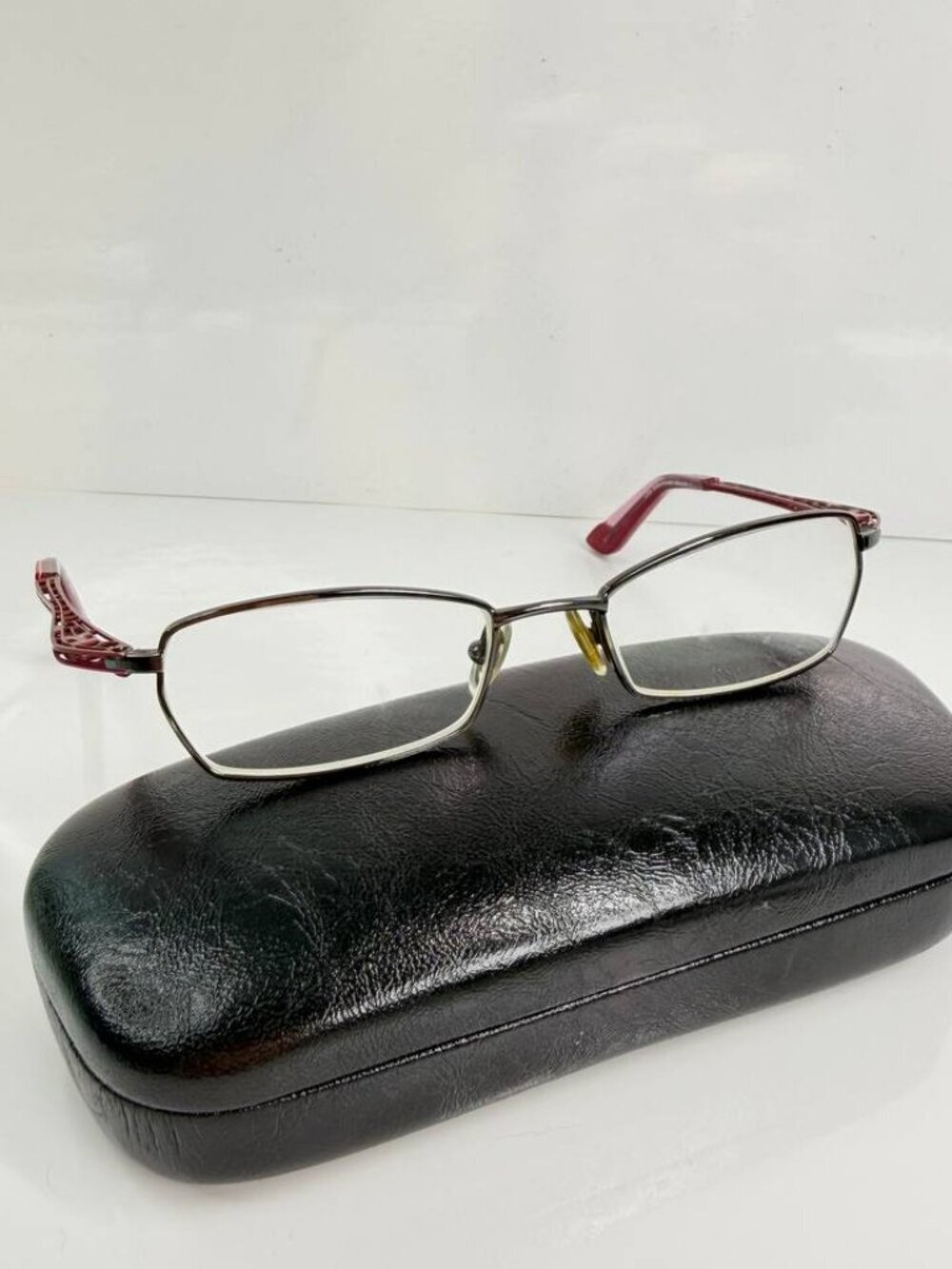 Koali Les Créateurs Réunis Eyeglasses – Red/Pink Metal Frame